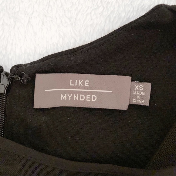 Like Mynded Floral Dress - Picture 4 of 5